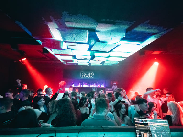 ГЛАВ КЛУБ - Танцпол